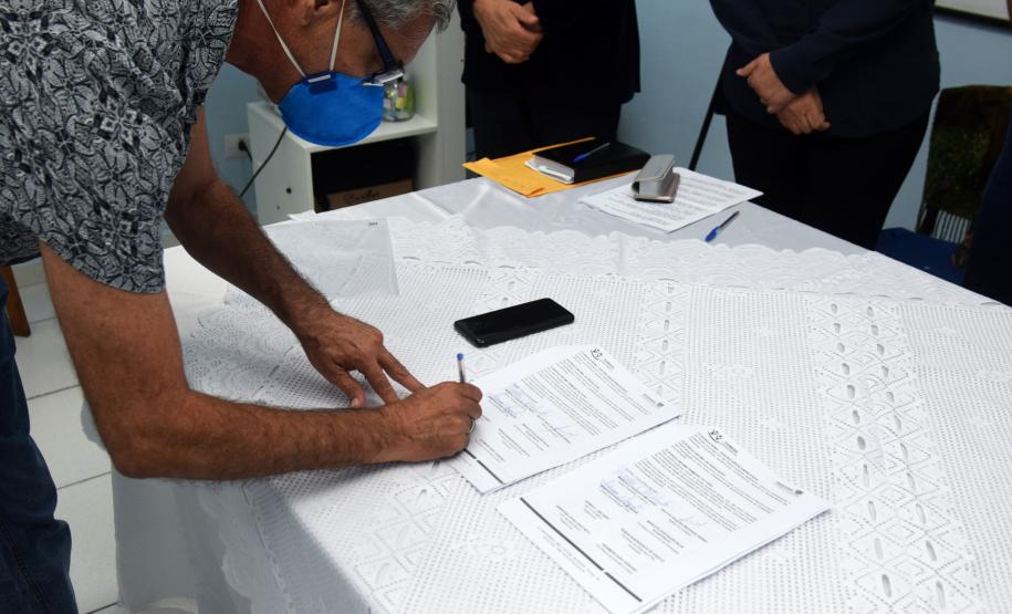 Sesa e Unespar firmam termo para implantação de residência médica no Hospital Regional do Litoral; investimentos na Região passam de R$ 4 milhões