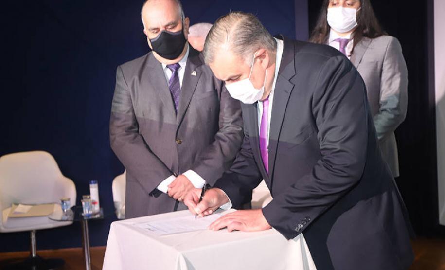 R$ 20,7 milhões de multas aplicadas pelo Procon-PR a bancos vão para retomada de cirurgias eletivas