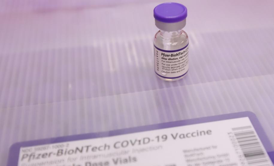 Paraná recebe primeiras doses contra a Covid-19 para adolescentes sem comordidades