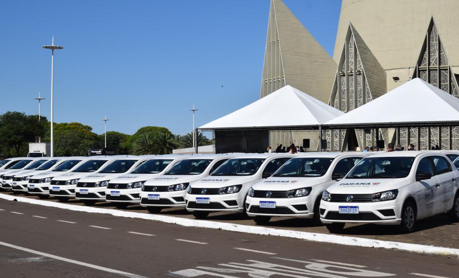Governo do Estado formaliza a entrega de 83 automóveis para a região de Maringá