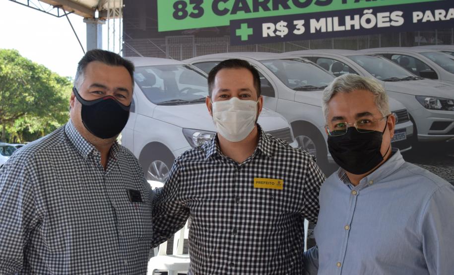 Governo do Estado formaliza a entrega de 83 automóveis para a região de Maringá