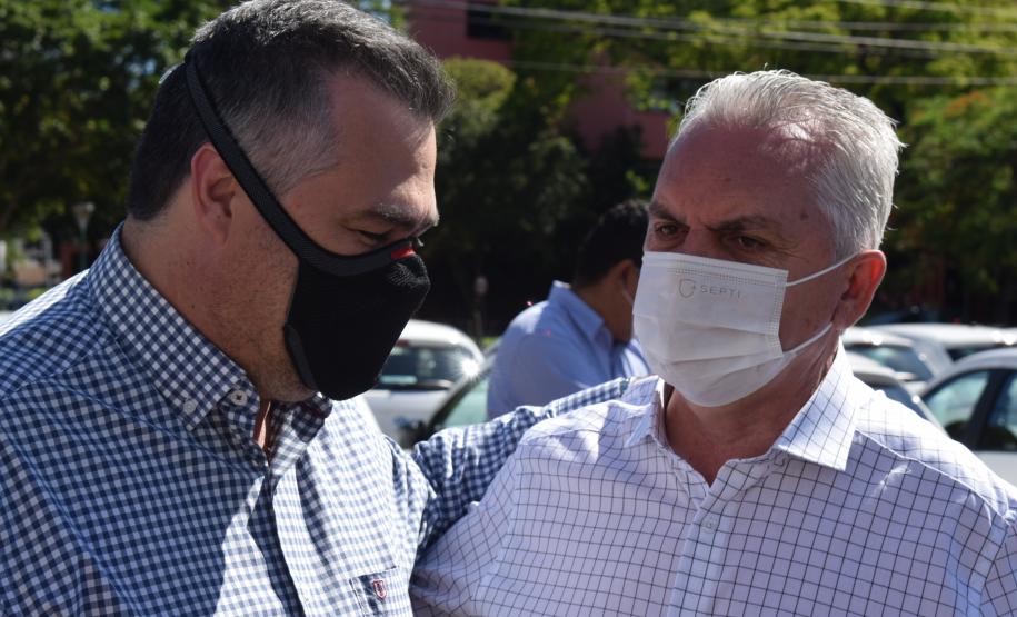 Governo do Estado formaliza a entrega de 83 automóveis para a região de Maringá