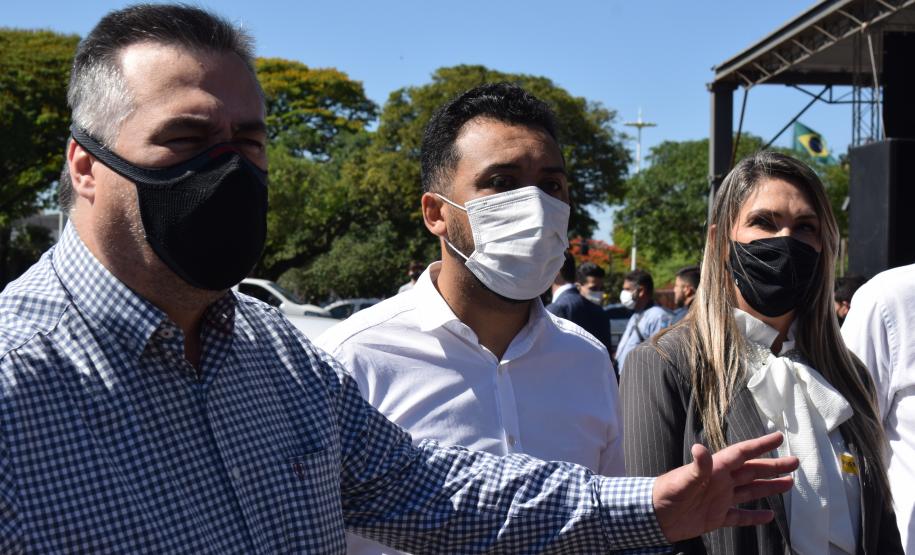 Governo do Estado formaliza a entrega de 83 automóveis para a região de Maringá