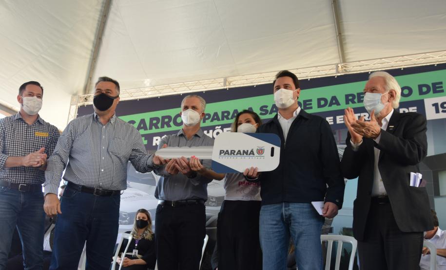 Governo do Estado formaliza a entrega de 83 automóveis para a região de Maringá