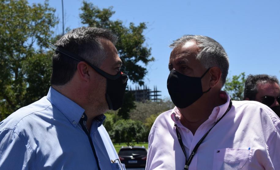 Mais 48 carros para reforço da frota da Saúde são entregues em Foz do Iguaçu