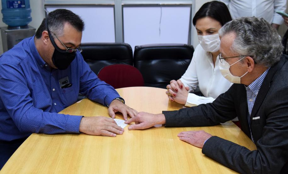 Secretário visita hospitais em União da Vitória para viabilizar novos investimentos na Saúde