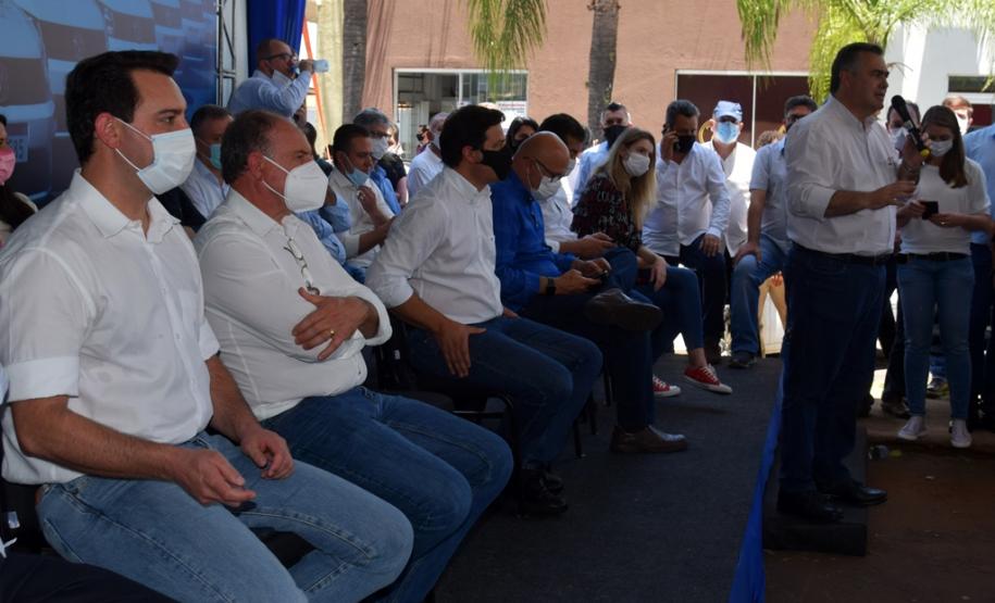 Frota da Saúde é reforçada com mais 52 automóveis para a Região de Jacarezinho