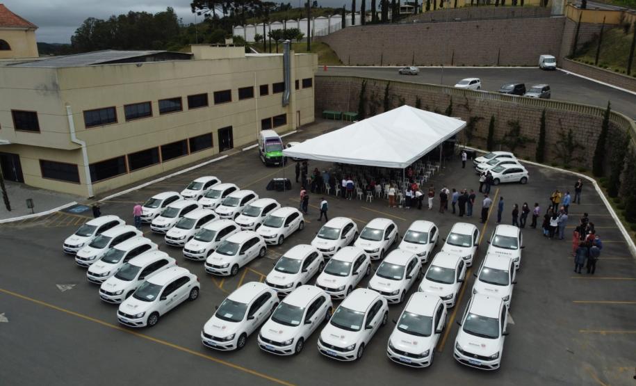 Governador entrega 36 carros da Saúde para Colombo, Bocaiúva do Sul e Campina Grande do Sul