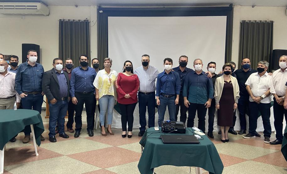 Saúde de Minas Gerais estuda implantação de rotina de descentralização farmacêutica do Paraná