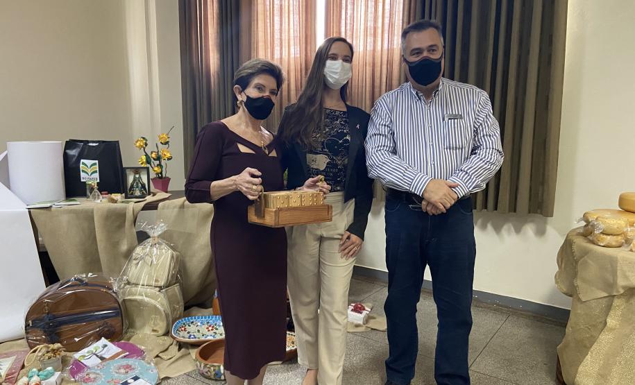 Saúde de Minas Gerais estuda implantação de rotina de descentralização farmacêutica do Paraná