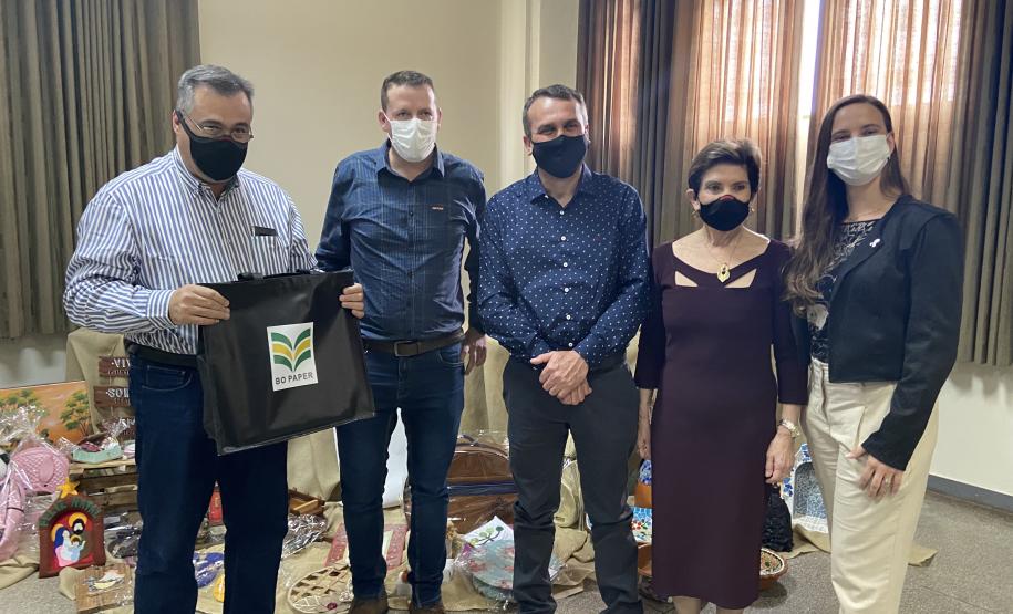 Saúde de Minas Gerais estuda implantação de rotina de descentralização farmacêutica do Paraná