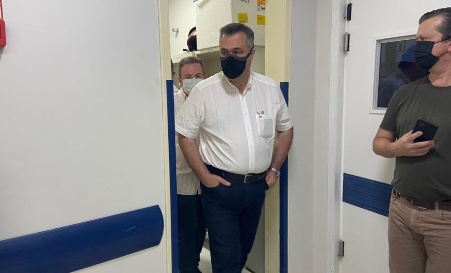 Secretário visita hospital e assina contrato de R$ 15,3 milhões para prestação de serviços em Assis Chateaubriand