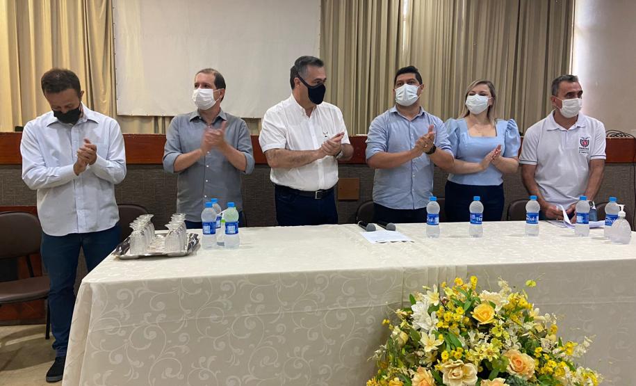 Secretário visita hospital e assina contrato de R$ 15,3 milhões para prestação de serviços em Assis Chateaubriand