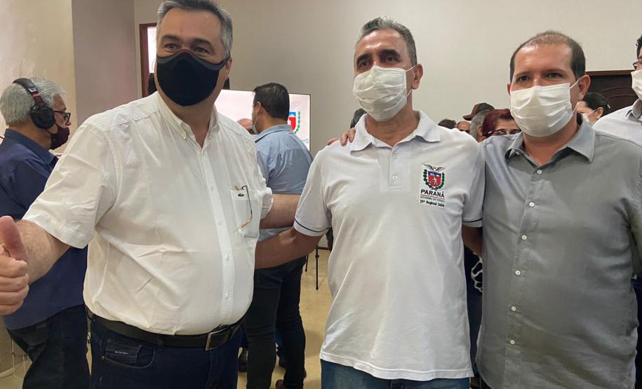 Secretário visita hospital e assina contrato de R$ 15,3 milhões para prestação de serviços em Assis Chateaubriand