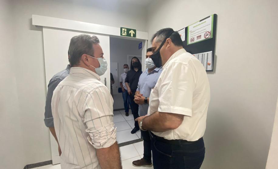 Secretário visita hospital e assina contrato de R$ 15,3 milhões para prestação de serviços em Assis Chateaubriand