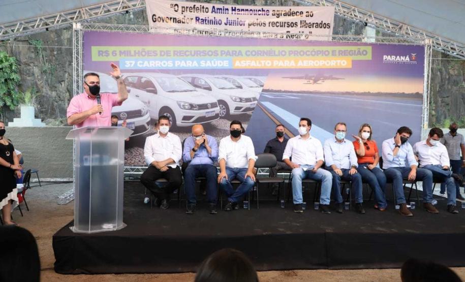 Governo entrega 37 carros para a Saúde da Região de Cornélio Procópio