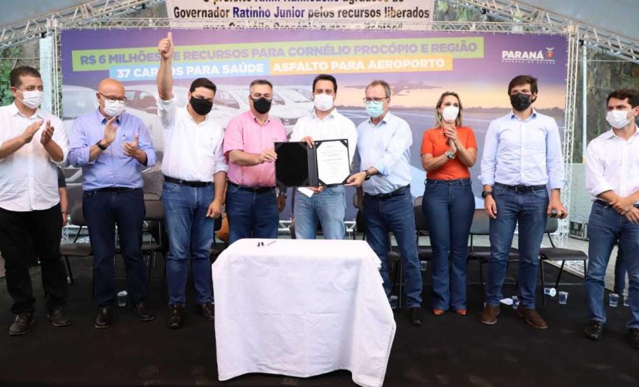 Governo entrega 37 carros para a Saúde da Região de Cornélio Procópio