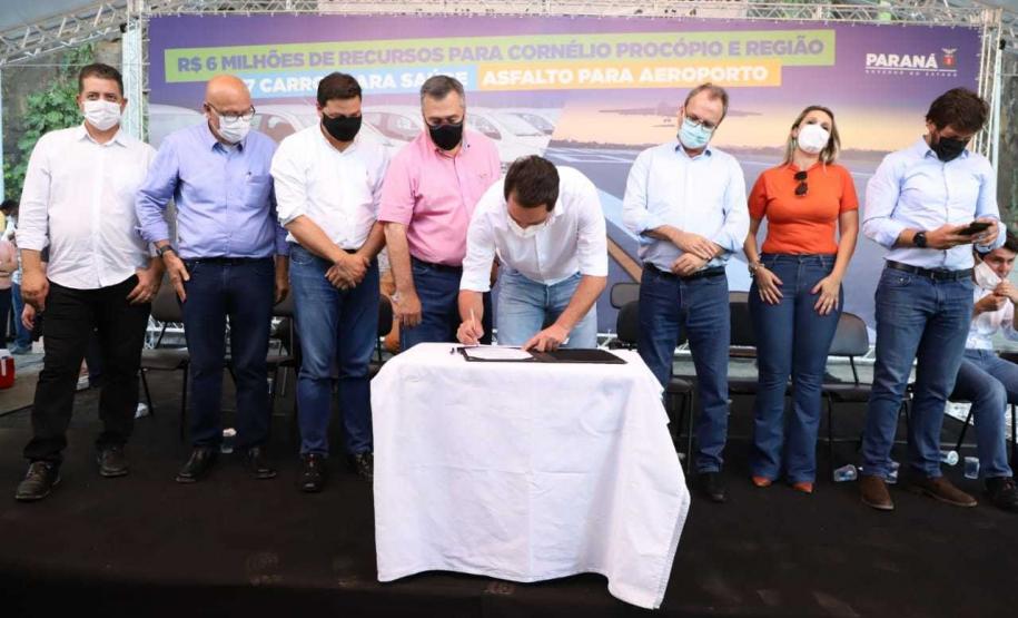 Governo entrega 37 carros para a Saúde da Região de Cornélio Procópio