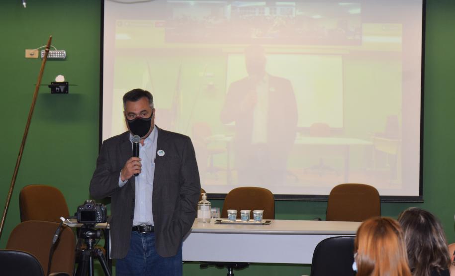 Secretário garante formação de 22 turmas de curso técnico de enfermagem