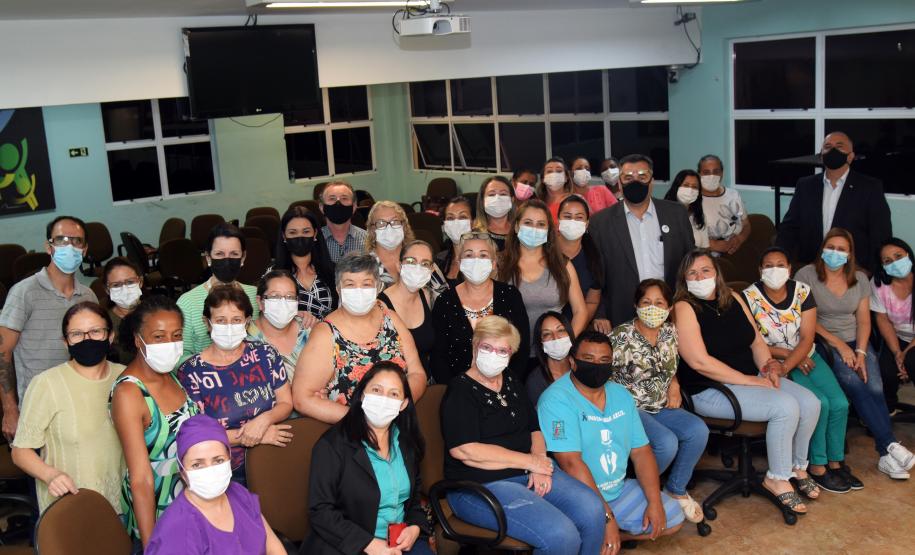 Secretário garante formação de 22 turmas de curso técnico de enfermagem