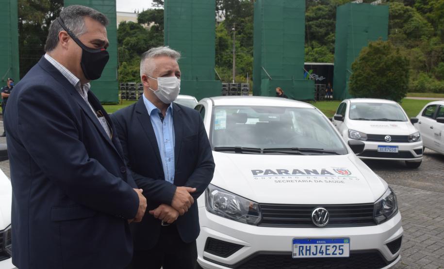 Governador entrega 40 carros para reforçar atendimento da Saúde em Curitiba