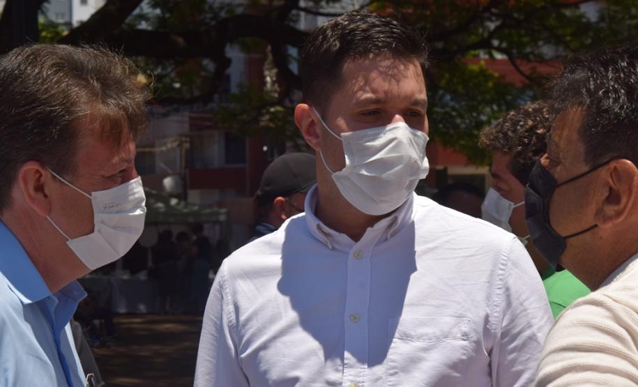 Municípios da Região de Pato Branco recebem 43 veículos para reforço da Saúde da Família