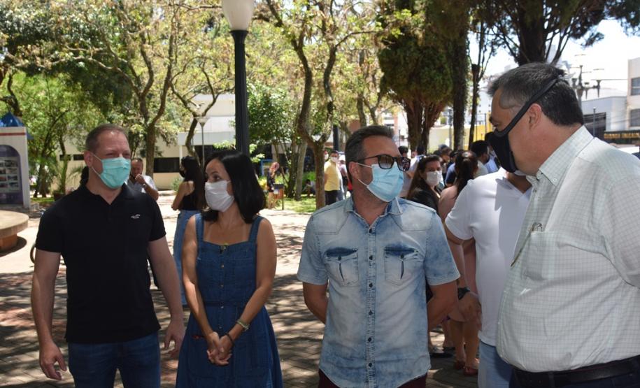 Municípios da Região de Pato Branco recebem 43 veículos para reforço da Saúde da Família