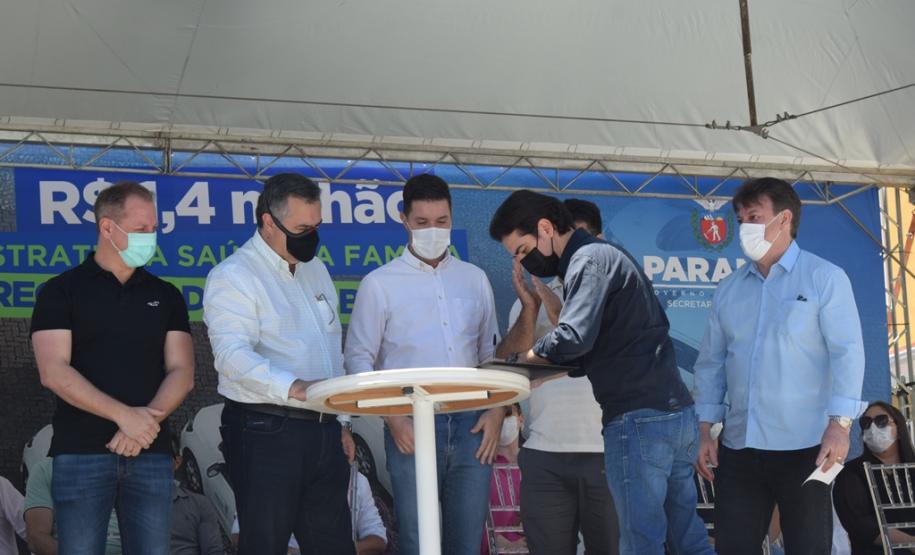 Municípios da Região de Pato Branco recebem 43 veículos para reforço da Saúde da Família