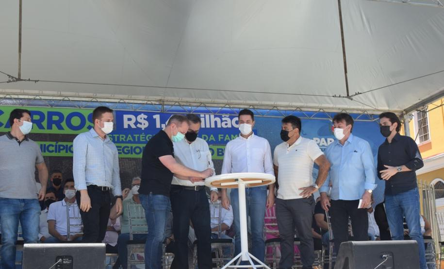 Municípios da Região de Pato Branco recebem 43 veículos para reforço da Saúde da Família