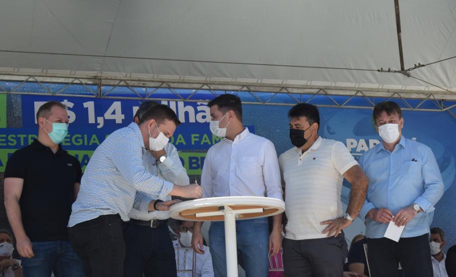 Municípios da Região de Pato Branco recebem 43 veículos para reforço da Saúde da Família