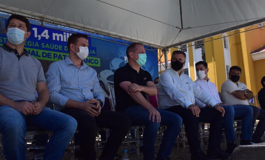 Municípios da Região de Pato Branco recebem 43 veículos para reforço da Saúde da Família