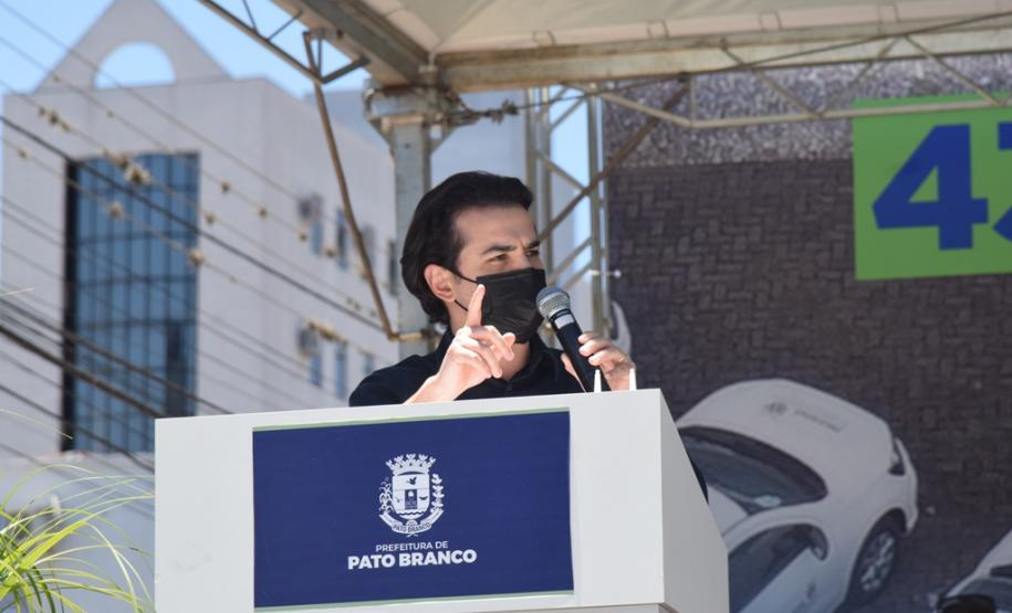 Municípios da Região de Pato Branco recebem 43 veículos para reforço da Saúde da Família