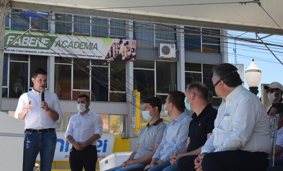 Municípios da Região de Pato Branco recebem 43 veículos para reforço da Saúde da Família