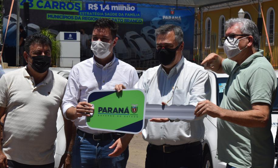 Municípios da Região de Pato Branco recebem 43 veículos para reforço da Saúde da Família