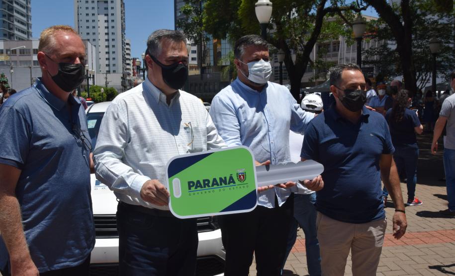 Municípios da Região de Pato Branco recebem 43 veículos para reforço da Saúde da Família