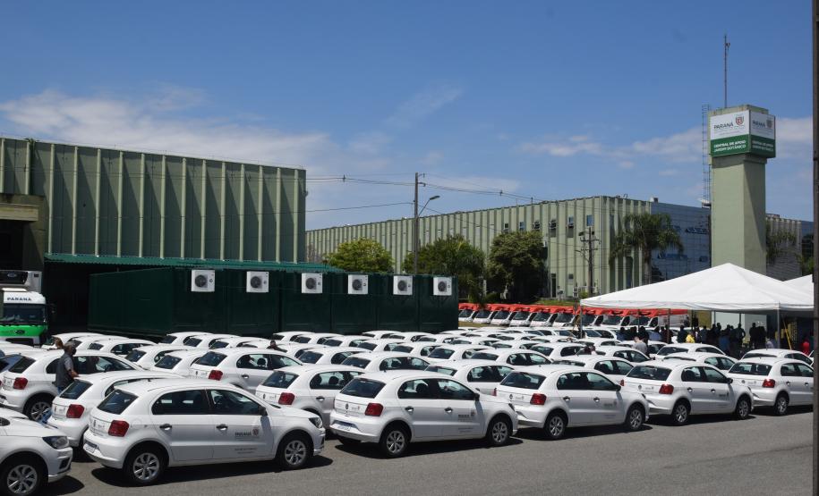 Saúde entrega 108 veículos para a Região Metropolitana