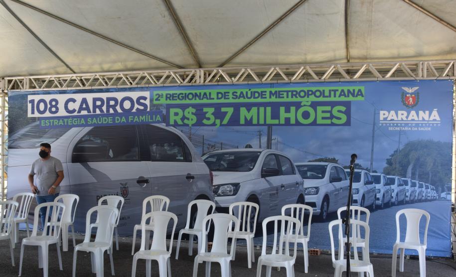 Saúde entrega 108 veículos para a Região Metropolitana