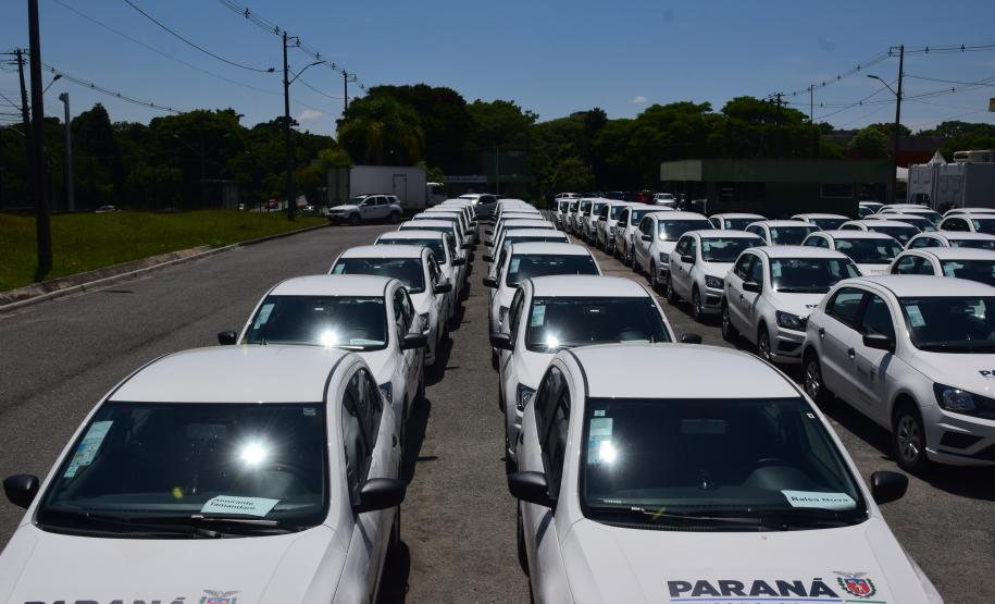 Saúde entrega 108 veículos para a Região Metropolitana