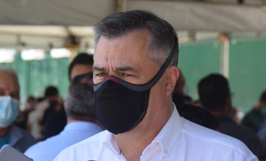 Saúde entrega 108 veículos para a Região Metropolitana