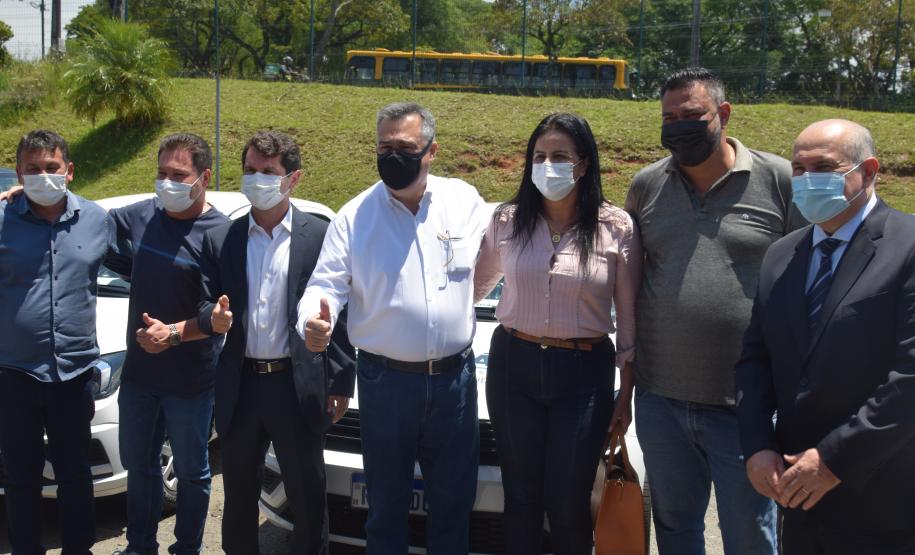 Saúde entrega 108 veículos para a Região Metropolitana