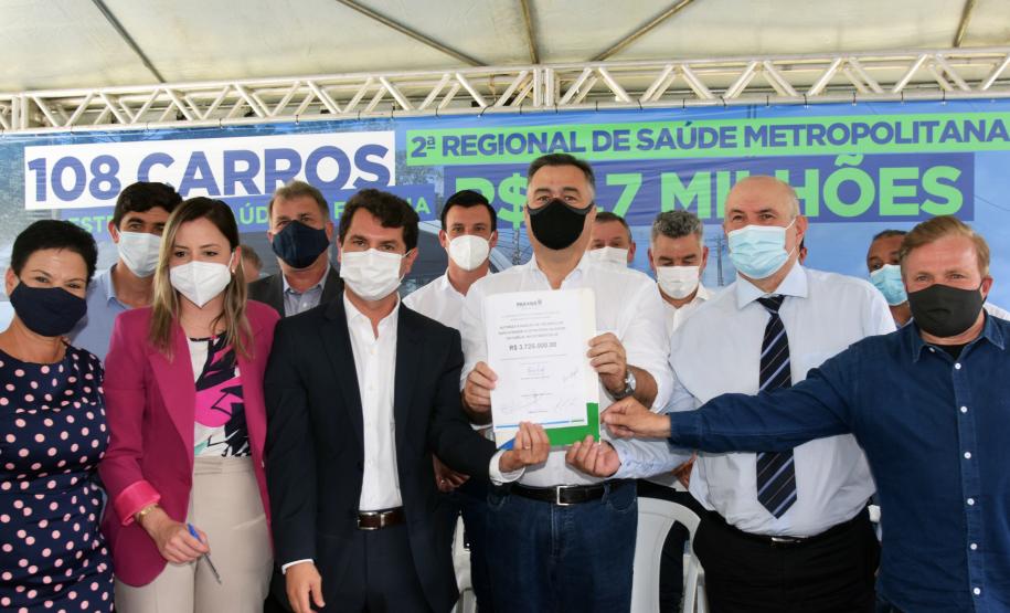 Saúde entrega 108 veículos para a Região Metropolitana