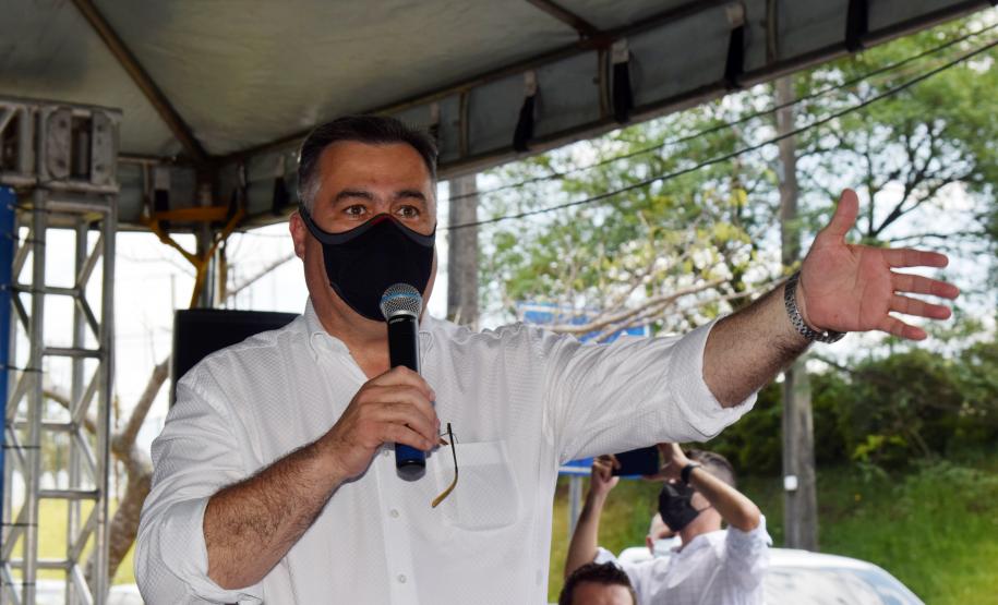 Saúde entrega 108 veículos para a Região Metropolitana