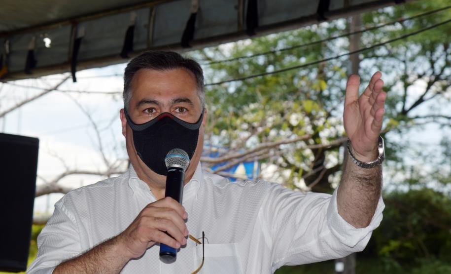 Saúde entrega 108 veículos para a Região Metropolitana