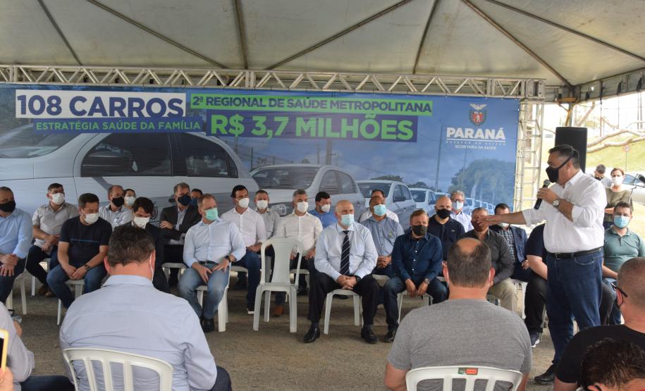Saúde entrega 108 veículos para a Região Metropolitana