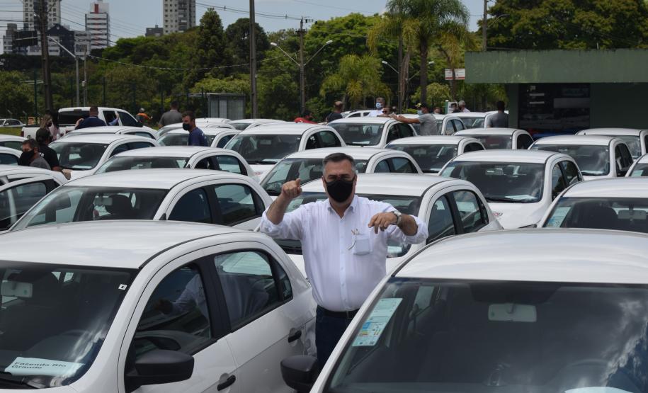 Saúde entrega 108 veículos para a Região Metropolitana