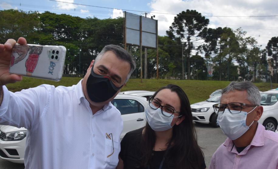 Saúde entrega 108 veículos para a Região Metropolitana