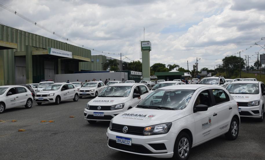 Saúde entrega 108 veículos para a Região Metropolitana