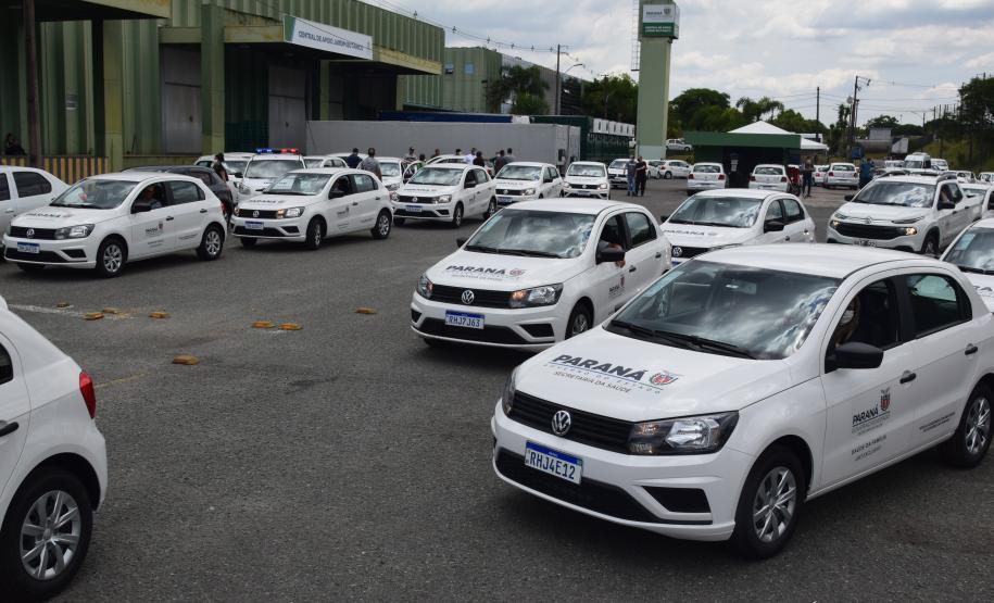 Saúde entrega 108 veículos para a Região Metropolitana