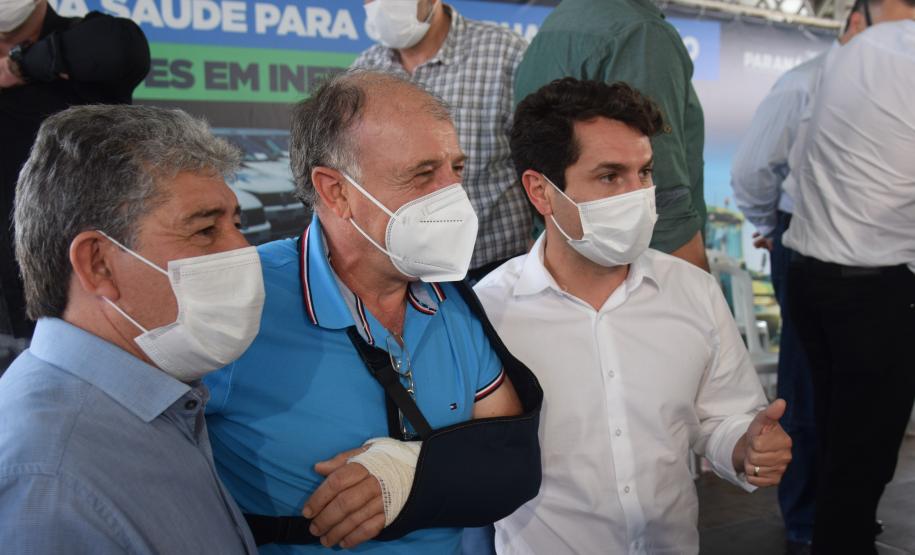 Governo entrega 67 veículos para Saúde de Guarapuava e Região