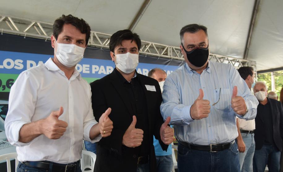 Governo entrega 67 veículos para Saúde de Guarapuava e Região